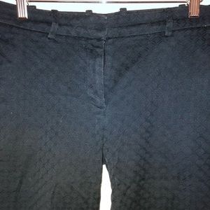 Gap patterned slim cropped